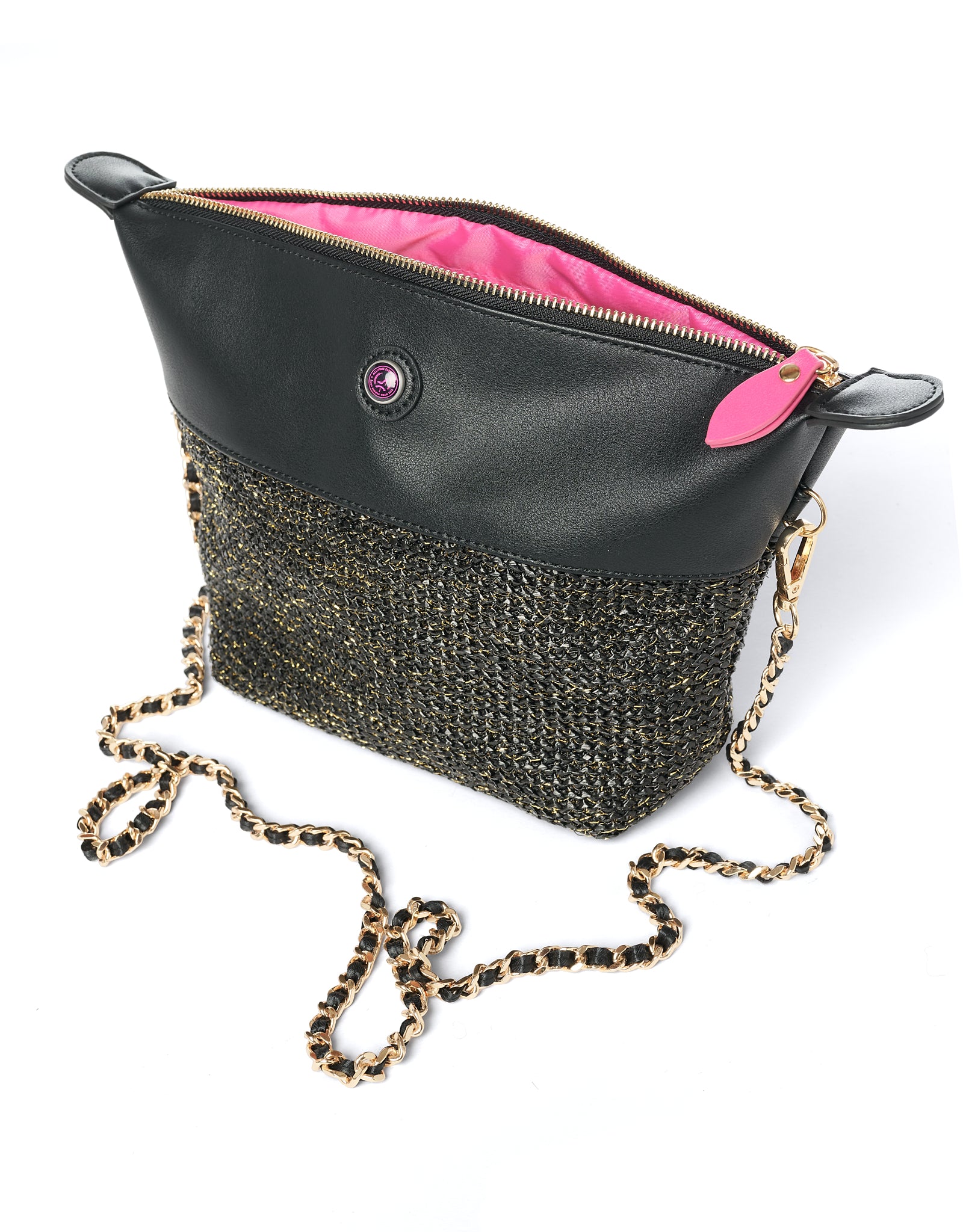 Crossbody clutch bag with black vegan leather, black raffia and gold chain strap