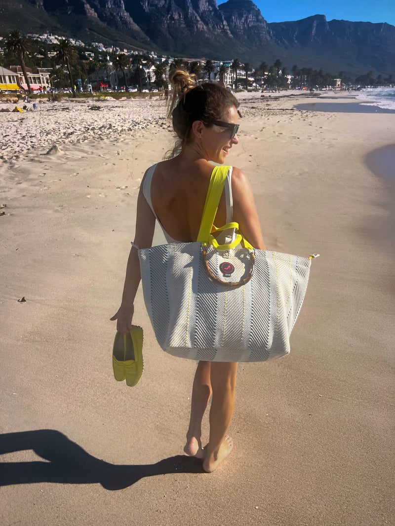 Kleine shopper Cape Town op strand