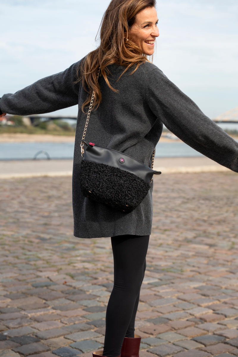 Clutch Faux Shearling Black IMAN