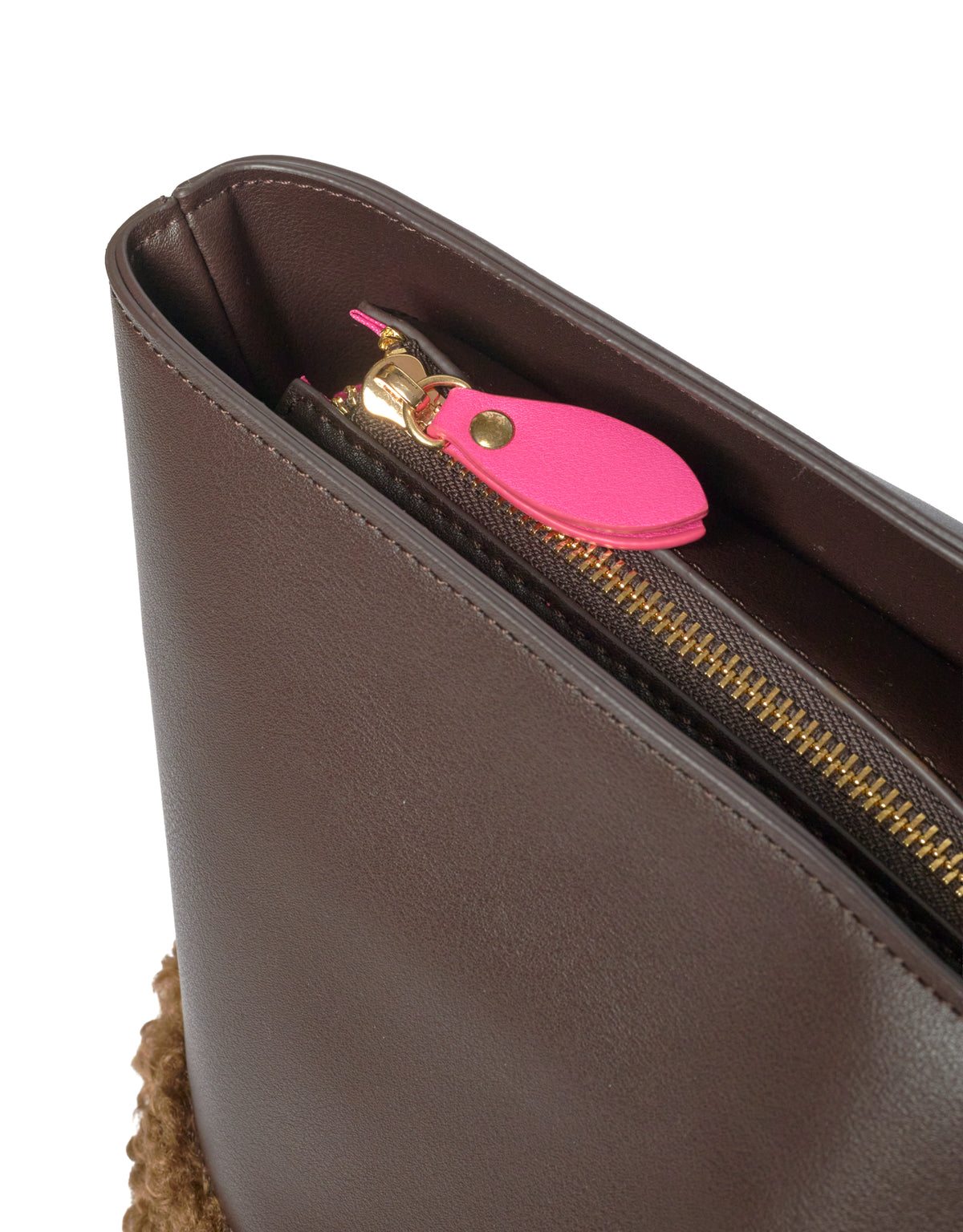 Medium brown faux shearling tote bag with gold zipper and pink pull, All-time Favourites GRACE collection.
