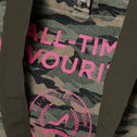 detailshot grote handtas BIG FIVE camouflage All-time Favourites